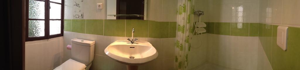 Gite Le Pelens Saint-Martin-d'Entraunes Room photo